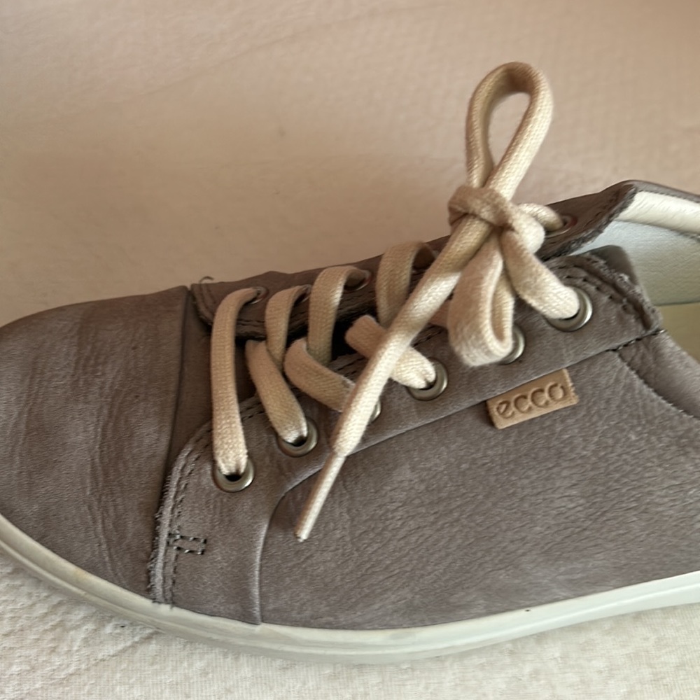 COPY - Women's Ecco soft 7 suede lace up sneaker